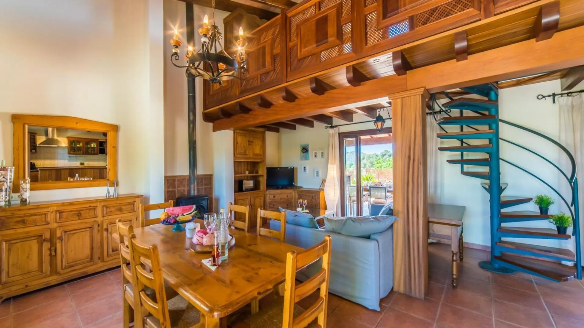 Charming Holiday Home In Majorca 알쿠디아